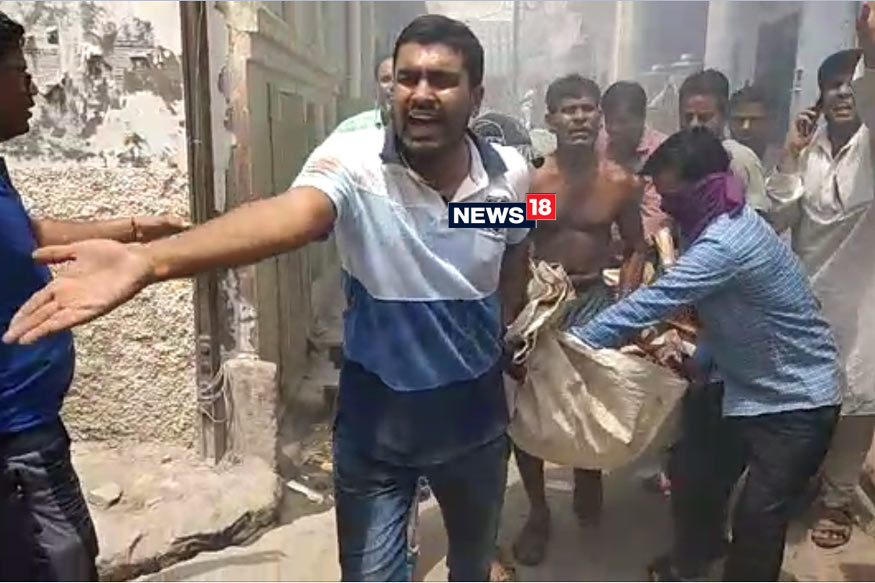 पटाखा फैक्ट्री में आग के बाद धमाकोंं से गूंजा बीकानेर, अब तक 5 की मौत - News18 इंडिया