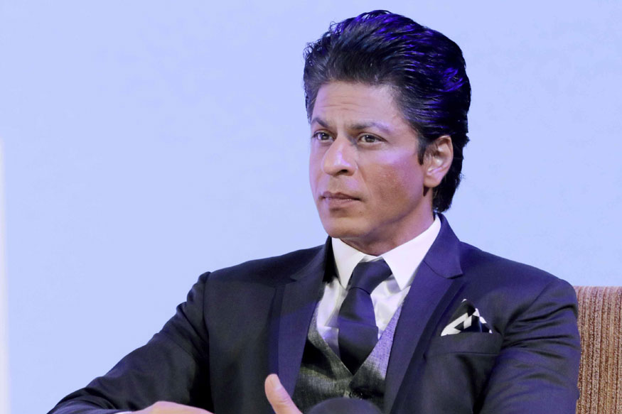 Shah Rukh Khan Leaves For Vancouver to Deliver His First TED Talk