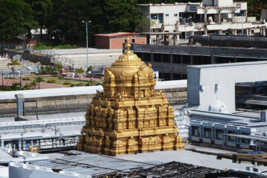 Post Demonetisation Pilgrims Decline at Tirupati, But Collections Go Up - News18