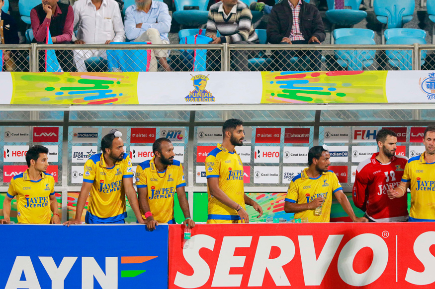 HIL 2017: Punjab Warriors Pip UP Wizards 1-0 But Out of Semis Race