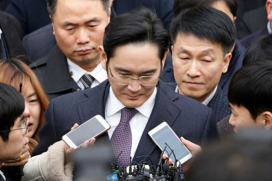 Samsung Electronics Rejects Calls For Holding Company Structure at Present