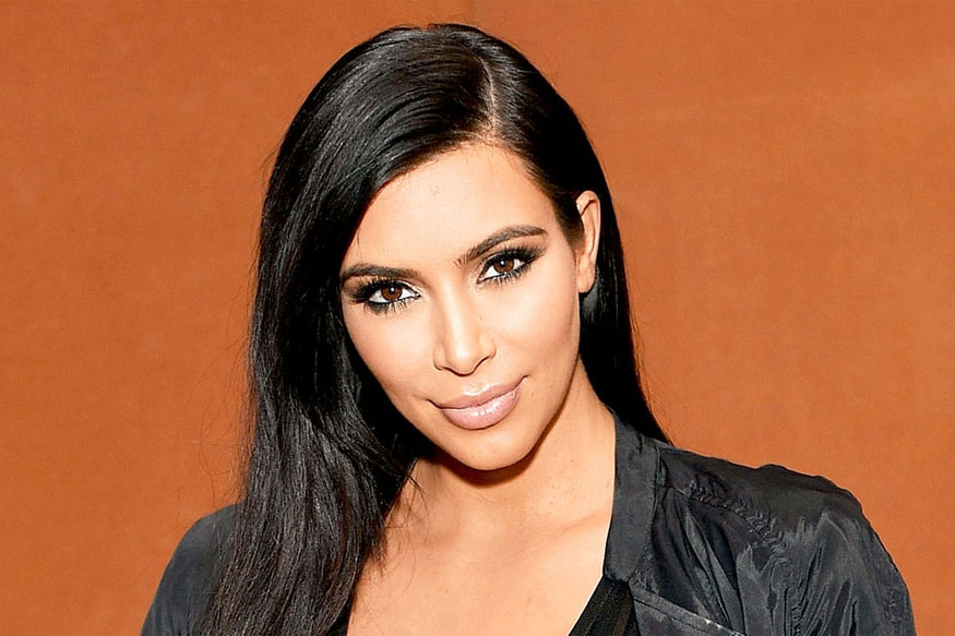 reality tv star kim kardashian accused of wearing