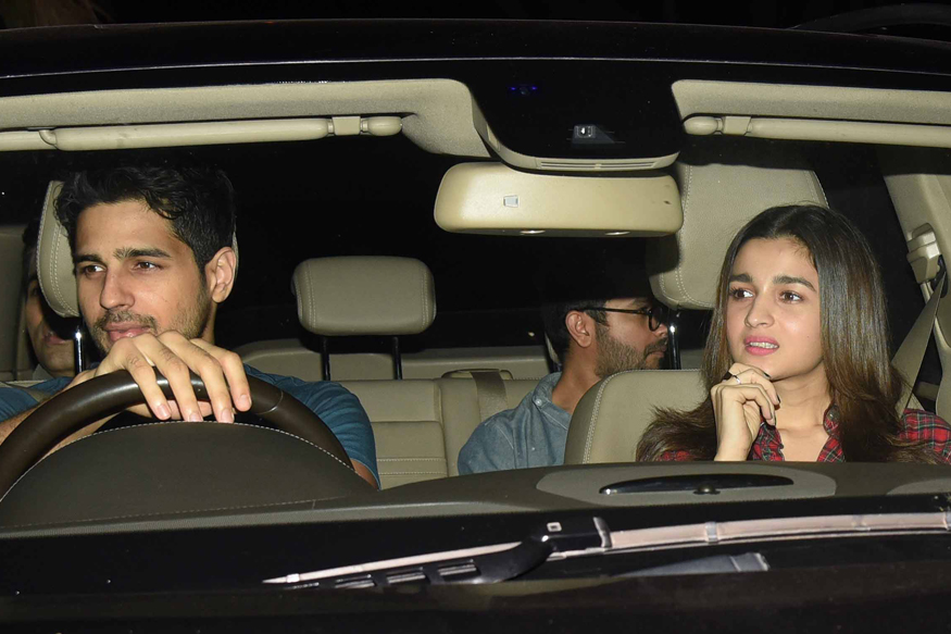 Alia-Sidharth Steal The Limelight From Priyanka at Her Own Homecoming Bash