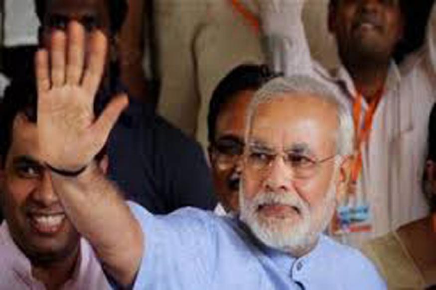 Congress moves EC against Modi&#39;s <b>AIR address</b>, alleges violation of model ... - bjp-workers-protest-in-varanasi-after-ec-denies-permission-for-modi-rally_080514120224