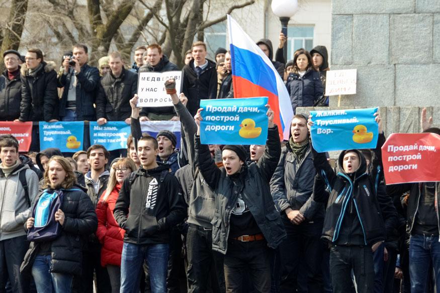Anti-Corruption Protests Sweep Russia, Opposition Leader among Hundreds Arrested