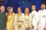 Sonam Kapoor Strikes A Pose With Anand Ahuja, Karan Johar, Abhishek Bachchan and Shweta Nanda Bachchan